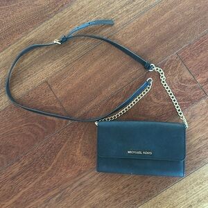 Michael Kors Jet Set Crossbody
